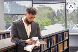 Abbas Chahine in the library