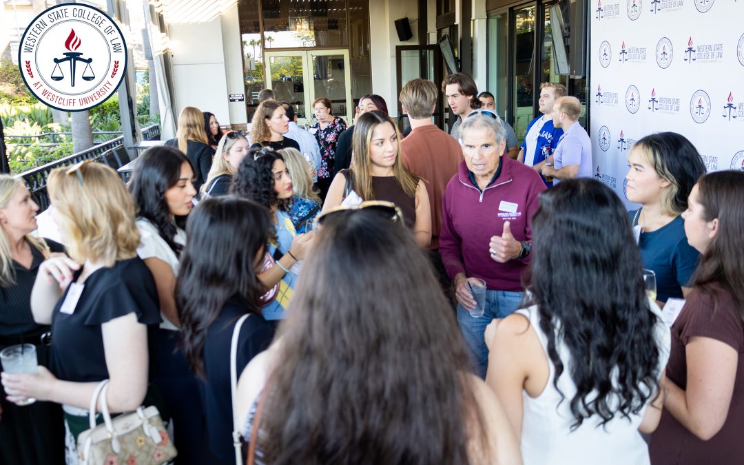 Robert Molko speaking to group of students at Admitted Student Mixer.
