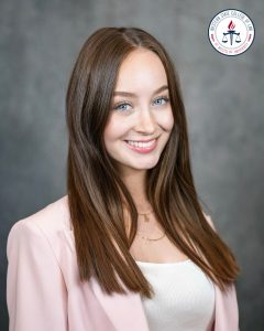 Noelle Nourafshan headshot.